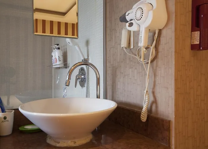 Java Motel 2*