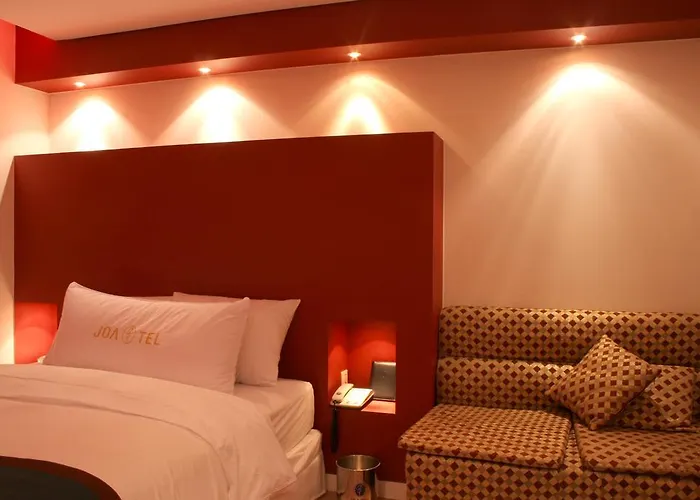 Java Motel 2*